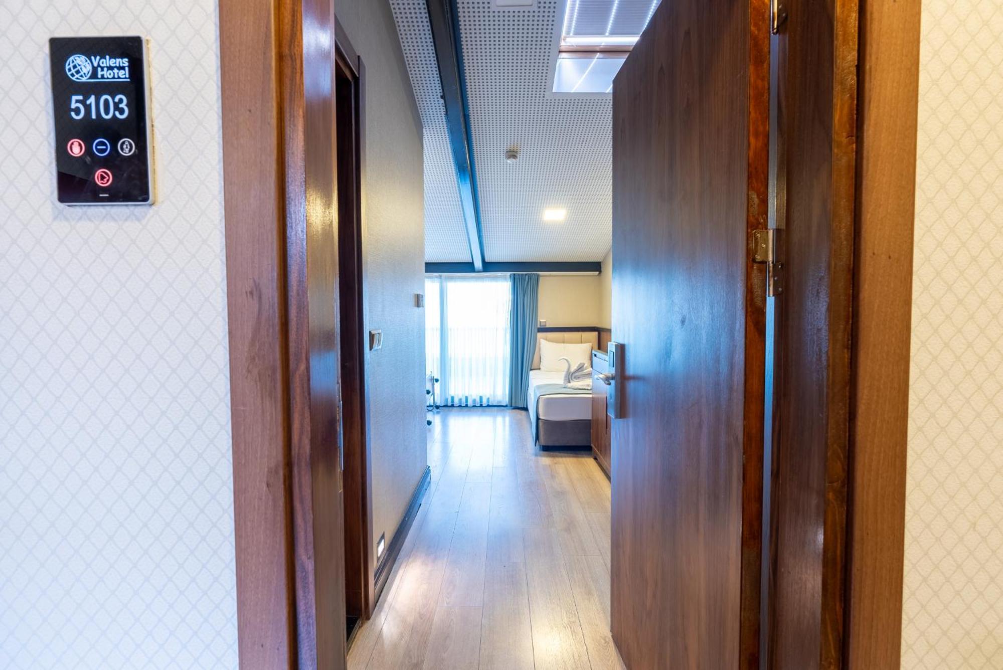 Valens Hotel Downtown Istanbul Exterior photo